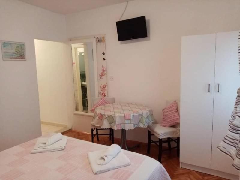 Apartmani Jela Makarska Exterior foto