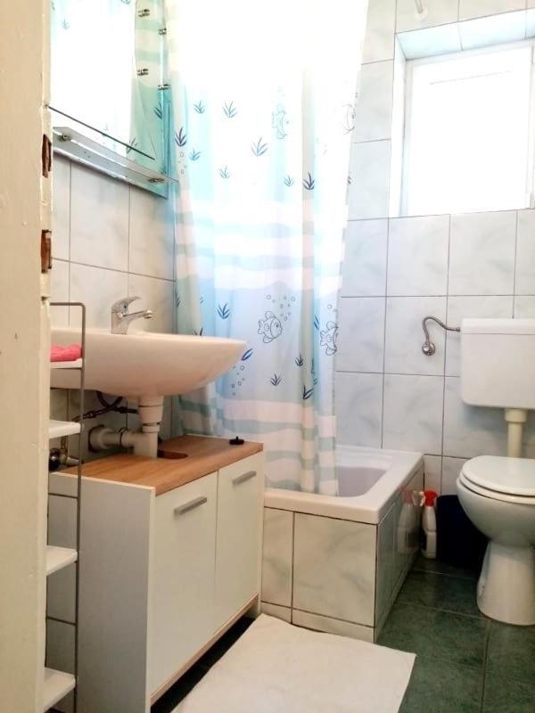 Apartmani Jela Makarska Exterior foto