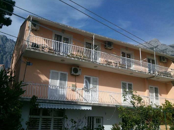 Apartmani Jela Makarska Exterior foto