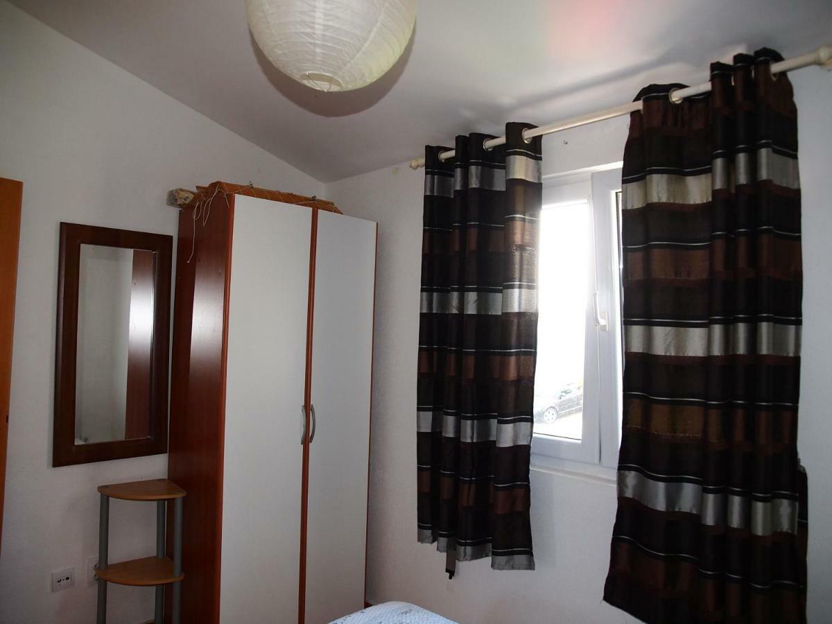 Apartmani Jela Makarska Exterior foto
